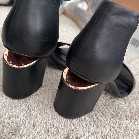 Alexander Wang Abby Calf Notch Heel - Picture 4 of 4